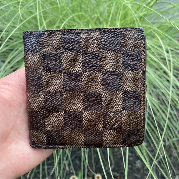 Louis Vuitton Brown Damier Bifold Wallet - Picture 1 of 11